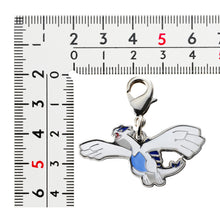 Load image into Gallery viewer, Lugia Metallanhänger-Set