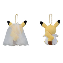 Laden Sie das Bild in den Galerie-Viewer, Pikachu-Ehepaar Anhänger "Precious Wedding"