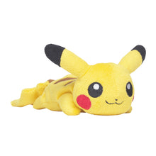 Load image into Gallery viewer, Schläfriges Plüschtier Pikachu