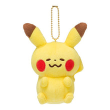 Laden Sie das Bild in den Galerie-Viewer, Pikachu Anhänger "Pokémon Yurutto (2)"