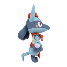 Laden Sie das Bild in den Galerie-Viewer, Lucario Plüschtier "Pokémon Café Mix"