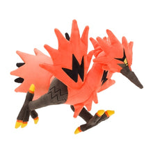 Laden Sie das Bild in den Galerie-Viewer, Galar-Zapdos Plüschtier