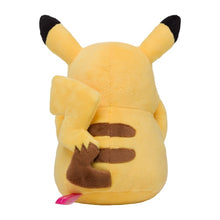 Laden Sie das Bild in den Galerie-Viewer, Pikachu Plüschtier "BÄÄÄÄH!"