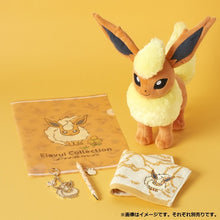 Laden Sie das Bild in den Galerie-Viewer, Flamara Metall-Anhänger »Eevee Collection«
