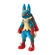 Laden Sie das Bild in den Galerie-Viewer, Mega-Lucario Plüschtier