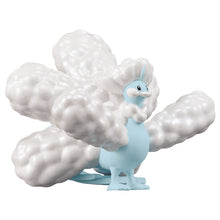 Laden Sie das Bild in den Galerie-Viewer, Mega-Altaria Figur »MonColle«