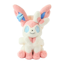 Load image into Gallery viewer, Flauschiges Feelinara Kuscheltier - PokéOta