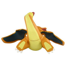 Laden Sie das Bild in den Galerie-Viewer, Glurak Figur »MonColle« (Größe S) - PokéOta