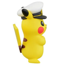 Load image into Gallery viewer, Kapitän Pikachu Figur »MonColle« (Größe S) - PokéOta
