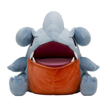 Laden Sie das Bild in den Galerie-Viewer, Kaumalat Plüschtier »Bite Squad« - PokéOta