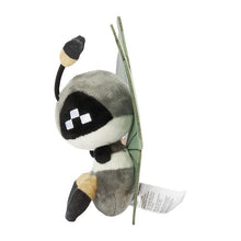Laden Sie das Bild in den Galerie-Viewer, Vivillon (Dschungelmuster) Plüschtier »Pokémon fit« - PokéOta