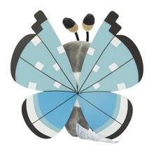 Laden Sie das Bild in den Galerie-Viewer, Vivillon (Flockenmuster) Plüschtier »Pokémon fit« - PokéOta