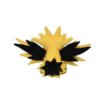 Laden Sie das Bild in den Galerie-Viewer, Zapdos Plüschtier "Pokémon fit" - PokéOta